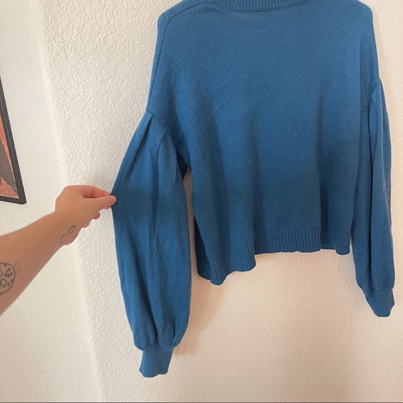 BLUE BP SWEATER - Picture 3 of 5